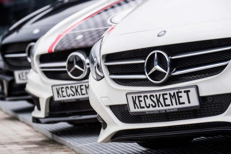 A Mercedes-Benz lett a legvonzóbb hazai munkáltató 