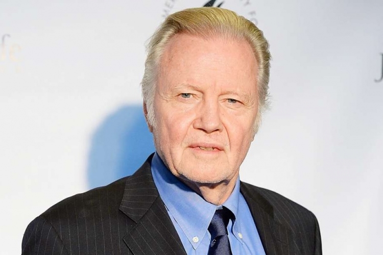 Kitüntette az amerikai elnök Jon Voight színészt